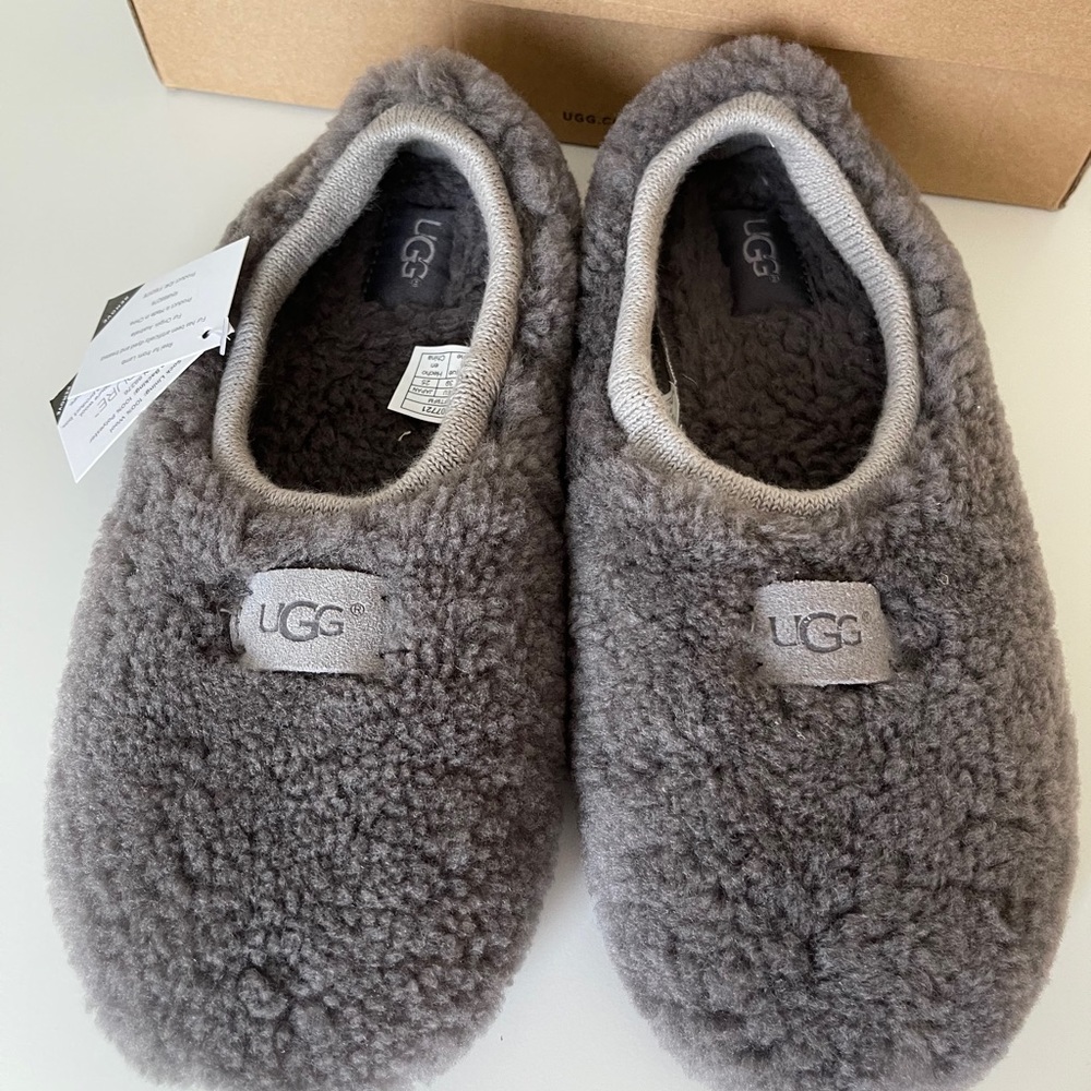 UGG BIRCHE slippers size 8
